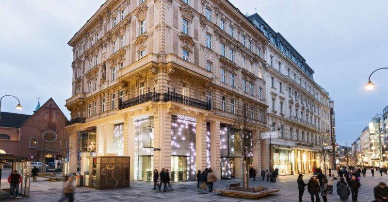 Vienna: Swarovski House Tour with Gift - Good To Know