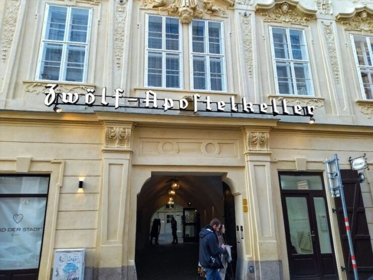 Vienna: Traditional Vienna Tasting Dinner With Folk Music - Activity Details