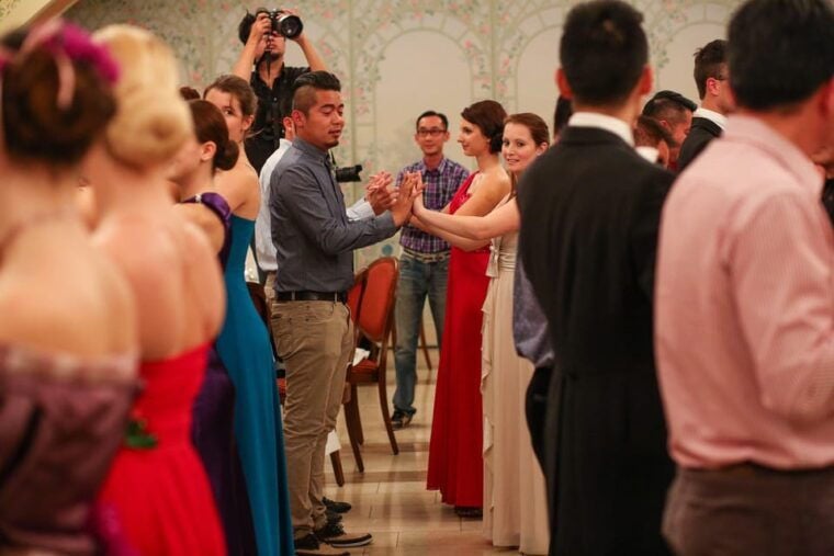Vienna: Viennese Waltz Workshop for Couples - FAQ