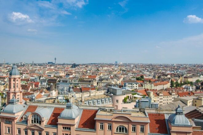 Vienna Welcome Tour: Private Tour With a Local Guide - Benefits of a Local Guide