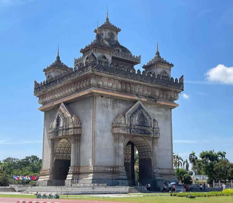 Vientiane: Cultural Tour with Buddha Park and Patuxay - Good To Know