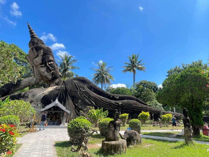 Vientiane: Cultural Tour with Buddha Park and Patuxay - What to Expect from the Tour