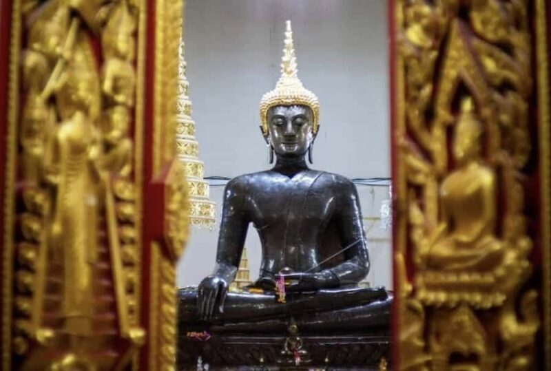 Vientiane: Full-Day Sacred Blessings and Temples Tour - Lunch Break: Tasting Laos’ Flavors  