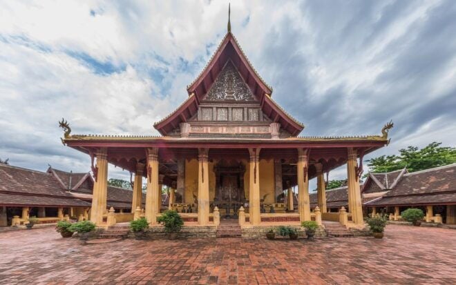 Vientiane: Private Full-Day Tour With Buddha Park and Lunch - Customer Review