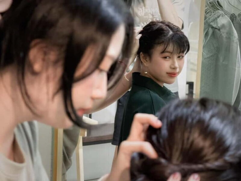 Vientiane: Traditional Lao Dress Rental and Photo Session - The Sum Up