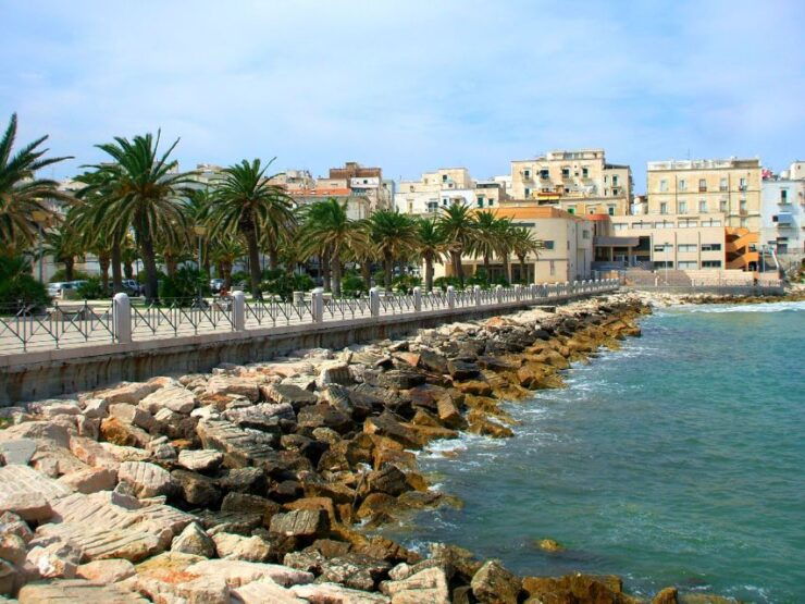 Vieste: Guided Walking Tour - Tour Experience