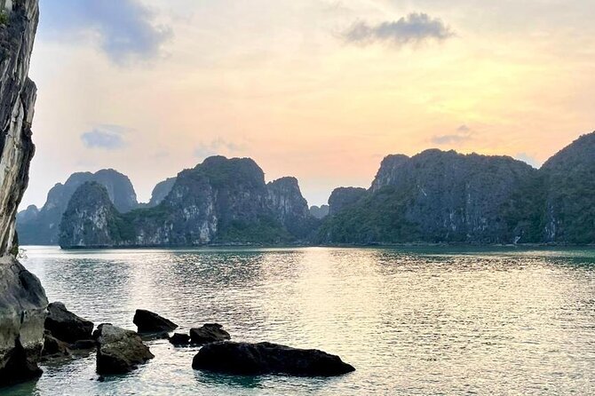 Viet Nam Package Tours - Adventure Indochina Travel - Booking Information