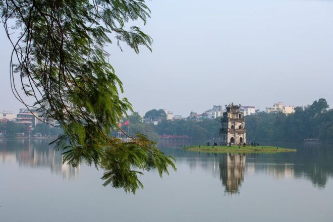 Vietnam Golf Tour: 5 Days 4 Nights in Northern Vietnam - Local Hospitality and Cuisine
