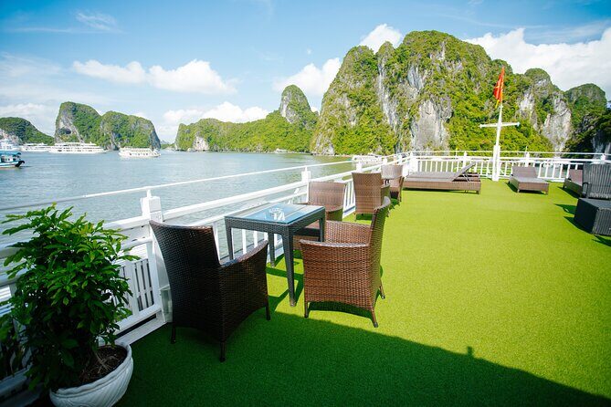 Vietnam: Ha Long Bay Tour by Phoenix Cruise - Introduction: What to Expect from the Phoenix Ha Long Bay Tour