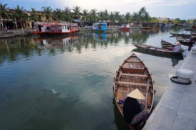 Vietnam Tour From the South to the North in 10 Days 9 Nights - Trekking in Sapas Rice Terraces