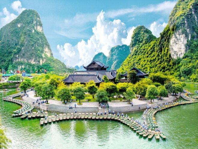 Vietnam: Trang an and Mua Cave Tour With Sunset View - Experience the Breathtaking Sunset Views From Mua Cave