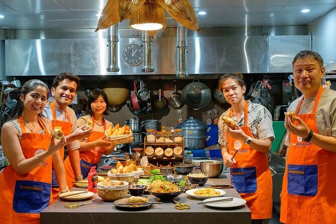 Vietnamese Bread & Brew: Banh Mi Baking Class & Specialty Coffee - The Itinerary in Detail