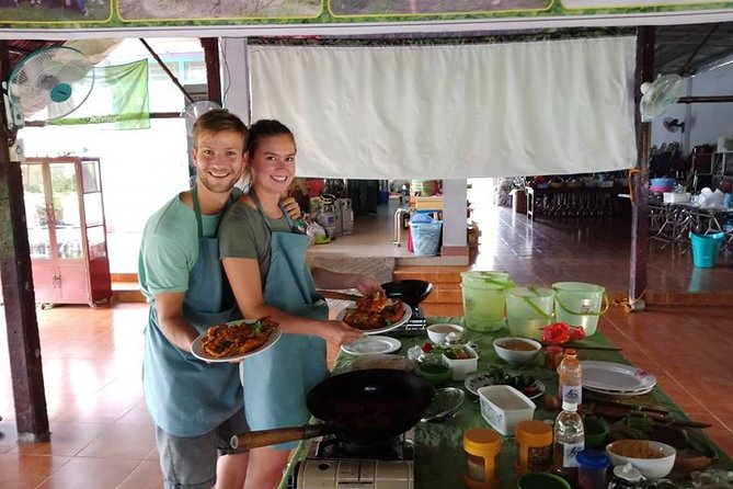 Vietnamese Cooking Class and Cu Chi Tunnels Tour From Ho Chi Minh City - Organic Farm Visit