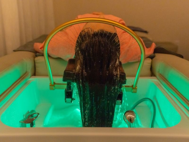 Vietnamese Hair Wash & SPA Experience (Osaka) - A quiet reset above Shimanouchi