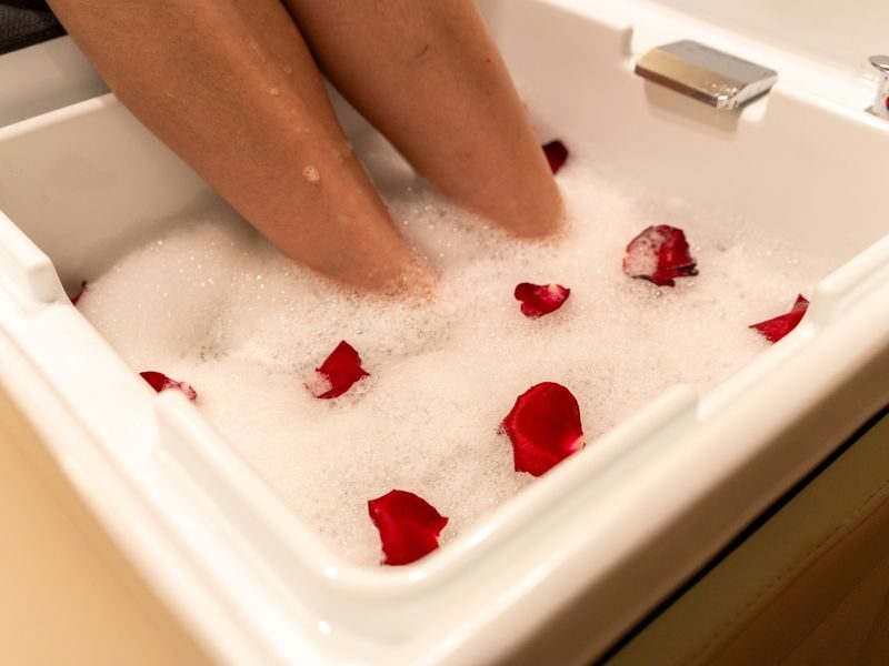 Vietnamese Hair Wash & SPA Experience (Osaka) - Privacy, movies, and longer treatments