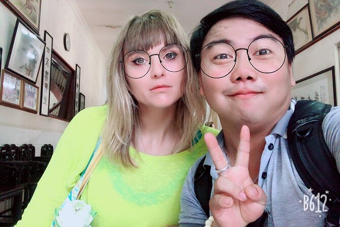 Vietnamese Street Food And Sightseeing Tour In Saigon By Motorbike - Inclusions