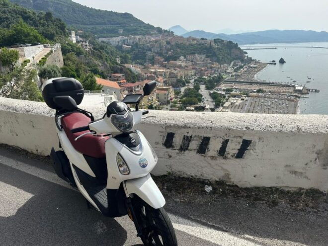 Vietri Sul Mare: 125cc Scooter Rental With Hotel Delivery - Inclusions