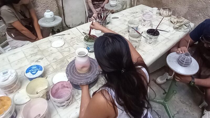 Vietri sul Mare: majolica decoration workshop - Good To Know