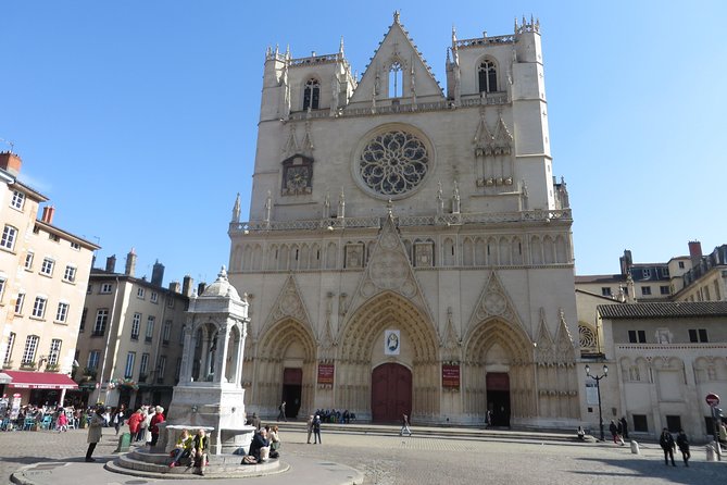 Vieux Lyon Cultural & Historical Walking Guided Tour (English) - Common Questions