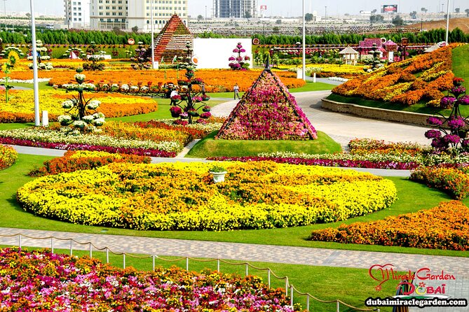 View the Palm With Miracle Garden Visit Private Tour - Common Questions