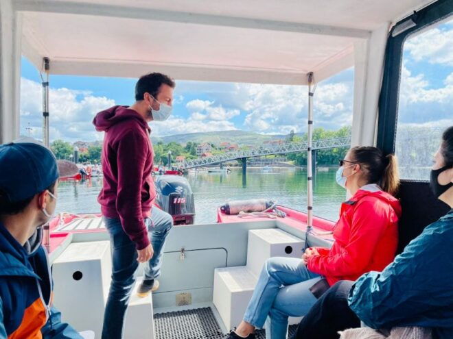 Vigo: Bay of San Simón Mussel Farming Tour - Reservation
