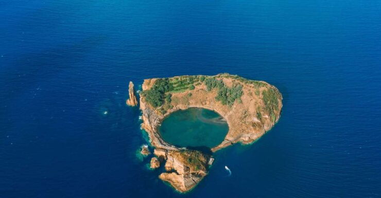 Vila Franca Islet: Off-coast Nature Reserve Tour - About the Vila Franca Islet Nature Reserve