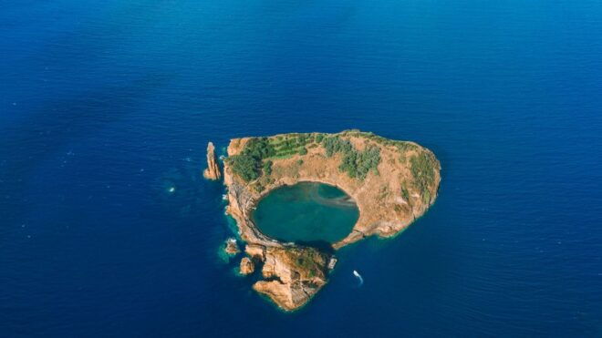 Vila Franca Islet: Off-coast Nature Reserve Tour - Availability and Itinerary Information
