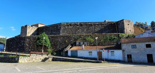 Vila Nova De Cerveira: Castle and Old Town Guided Tour - Frequently Asked Questions