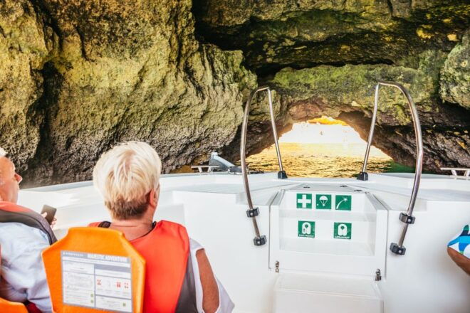 Vilamoura: Benagil Cave Boat Tour With Entry - Duration and Language Options