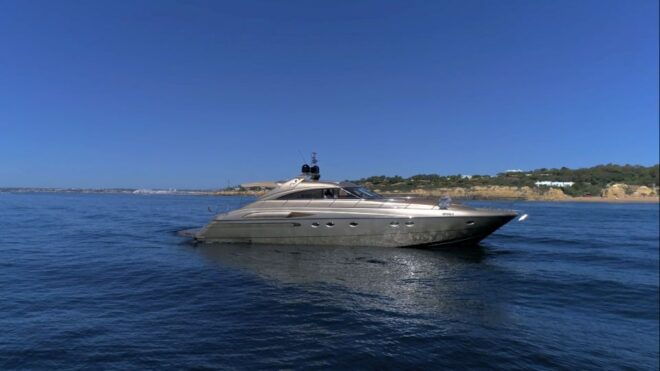 Vilamoura: Luxury Customized Private Yacht Cruise With Drink - Inclusions