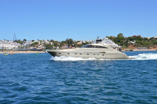 Vilamoura: Luxury Customized Private Yacht Cruise With Drink - Important Information