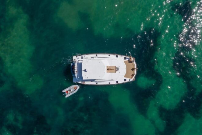 Vilamoura: Luxury Yacht Tour With Champagne and Sunset Views - Activities and Experiences
