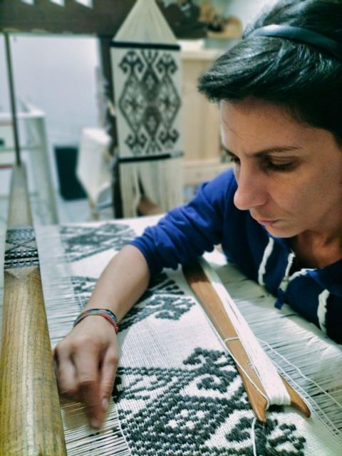 Villacidro: Sardinian Weaving Workshop Local Experience - Good To Know