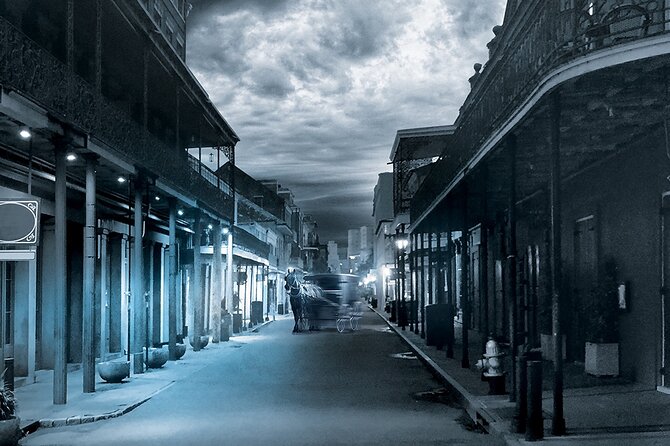 Villains and Vixens True Crime Walking Tour in New Orleans - Notorious Criminals and Creepy Villains