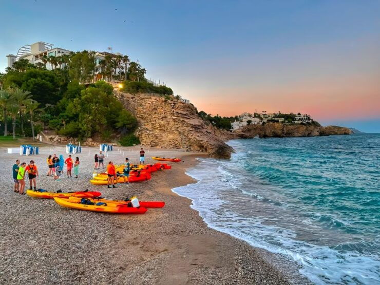 Villajoyosa: Moonlight Kayaking and Dinner Under the Stars - Good To Know