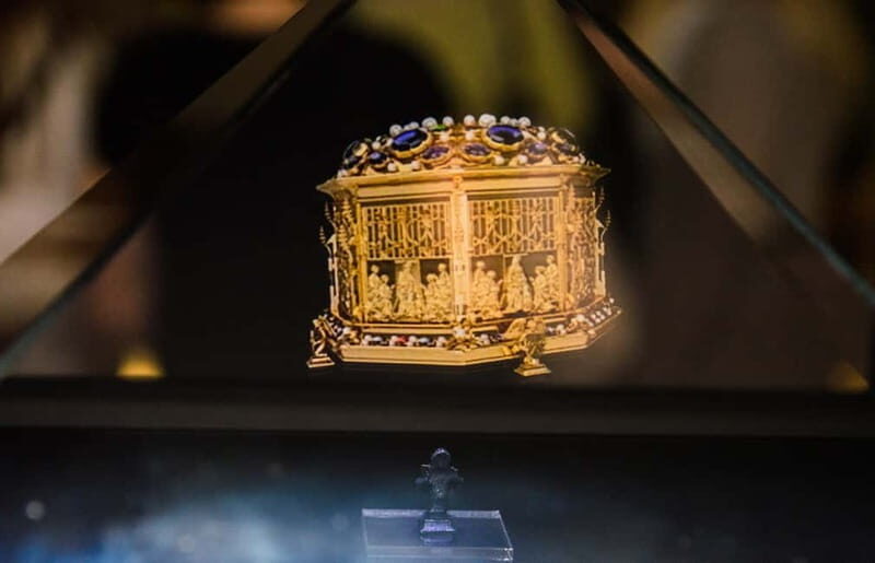 Vilnius: 2.5-Hour Private Catacombs Tour - What to Expect from the Tour