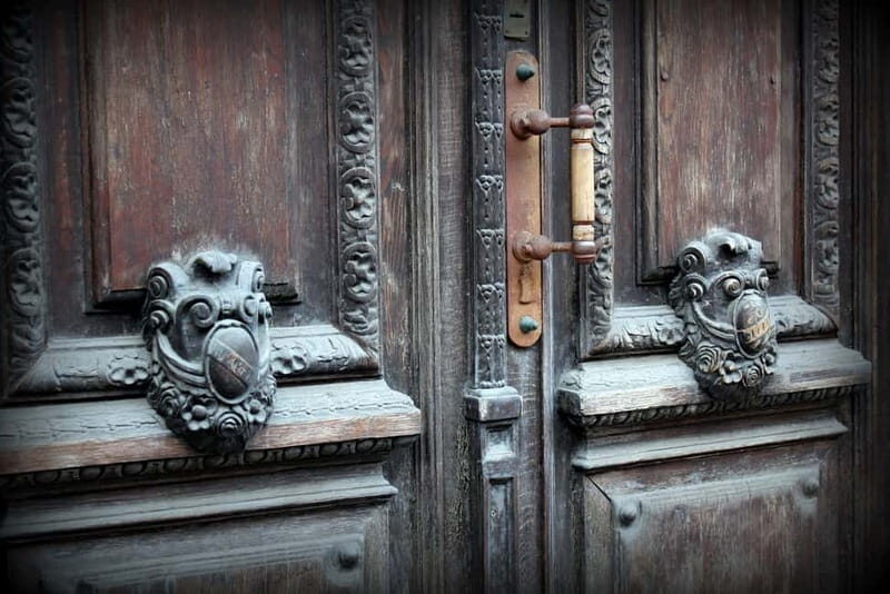 Vilnius: City Highlights Private Walking Tour - Unpacking the Vilnius: City Highlights Private Walking Tour