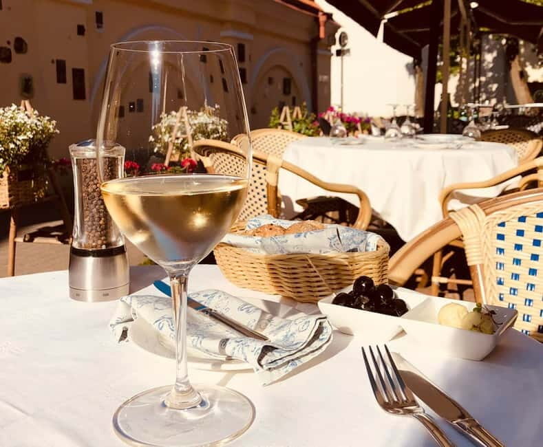 Vilnius: Customized walking day/night tours around Vilnius - Good To Know