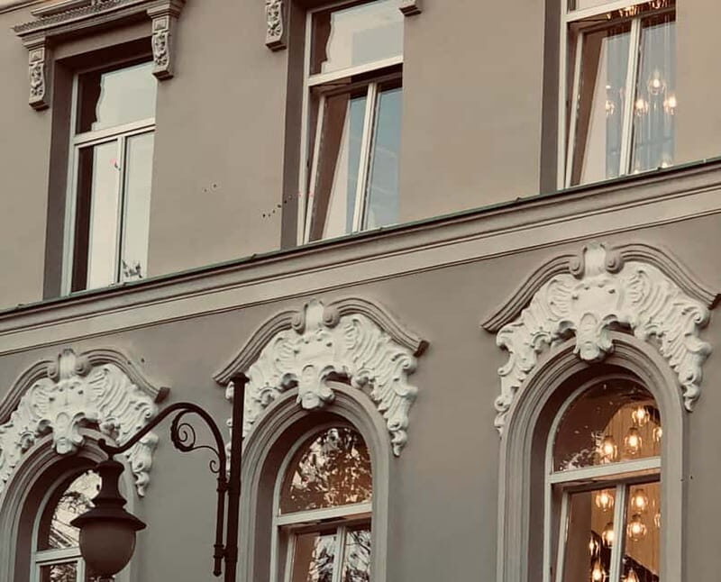 Vilnius: Customized walking day/night tours around Vilnius - Why This Tour Offers Great Value