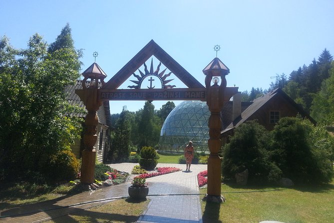 Vilnius Day Trip to Dzukija National Park Including Grutas Park - Reviews and Feedback