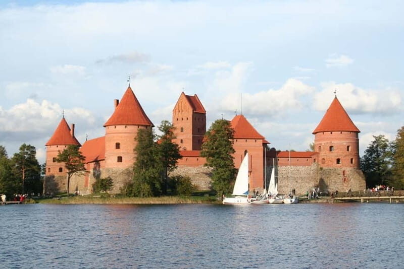 Vilnius: Half-Day Sightseeing Tour to Trakai - The Value of This Tour