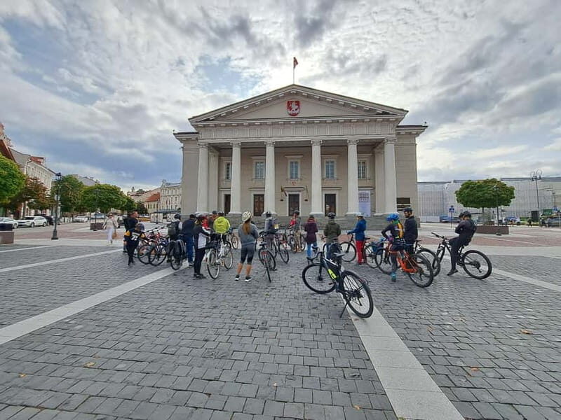 Vilnius: Private City Bike Tour of Vilnius Highlights - An Introduction to the Vilnius Bike Tour Experience