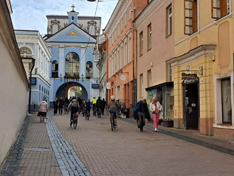 Vilnius: Private City Bike Tour of Vilnius Highlights - The Itinerary in Detail