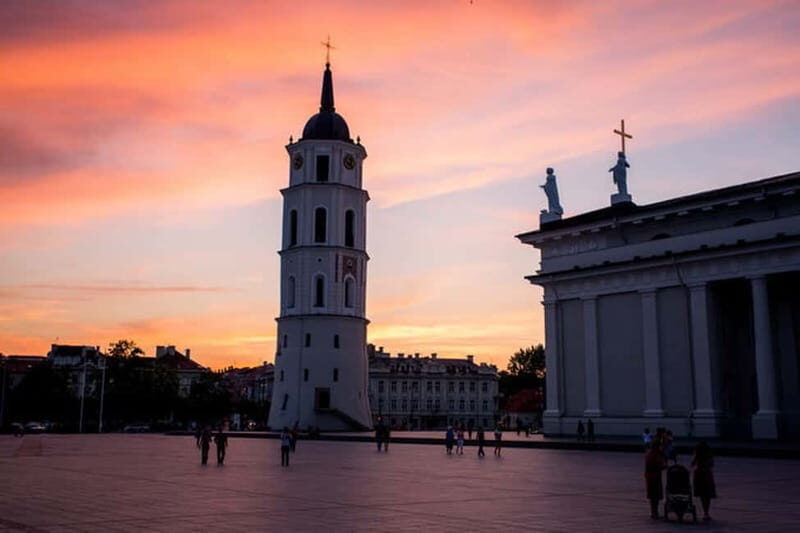 Vilnius: The Women of Vilnius Private Tour - Good To Know