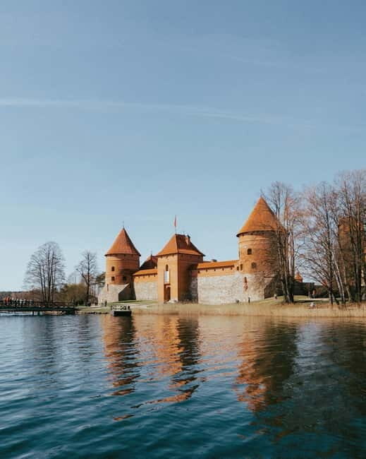 Vilnius to Trakai Island Guided Tour with Chocolate Tasting - An In-Depth Look at the Tour Experience
