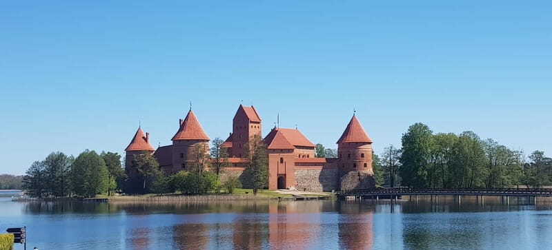 Vilnius: Trakai Castle Half-Day Tour by minivan - A Detailed Look at the Vilnius: Trakai Castle Half-Day Tour