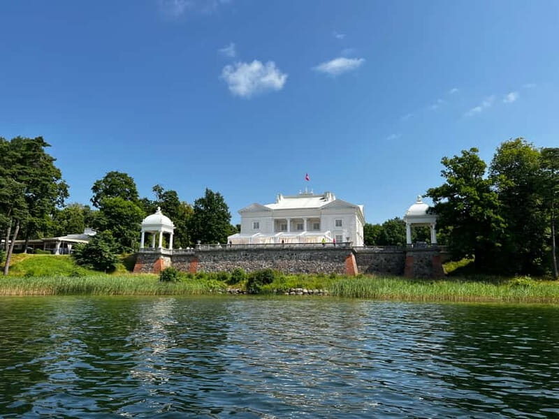 Vilnius: Trakai, Uzutrakis Manor, Hill of Angels, Boat Ride - Cost & Value