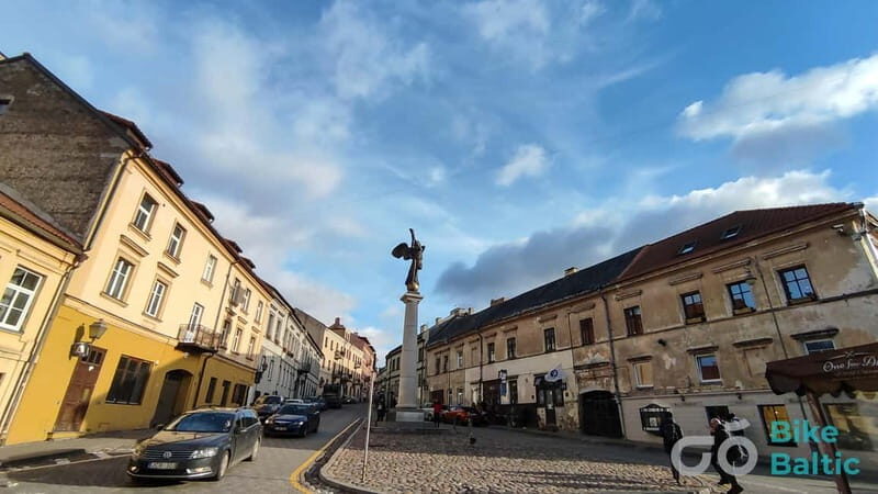 Vilnius: Walking Tour with a Local Guide - Small groups - Authentic Feedback from Past Travelers