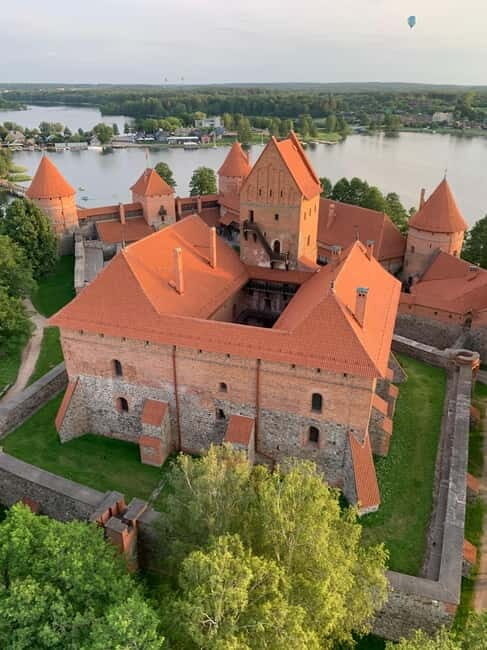 Vilnius:Hot Air Balloon Flight Over Trakai or Vilnius - The Experience: What to Expect from Dawn to Dusk