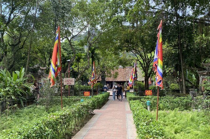 Vina Cruise: 3-Day Tour to Ninh Binh and Halong Bay from Hanoi - FAQ